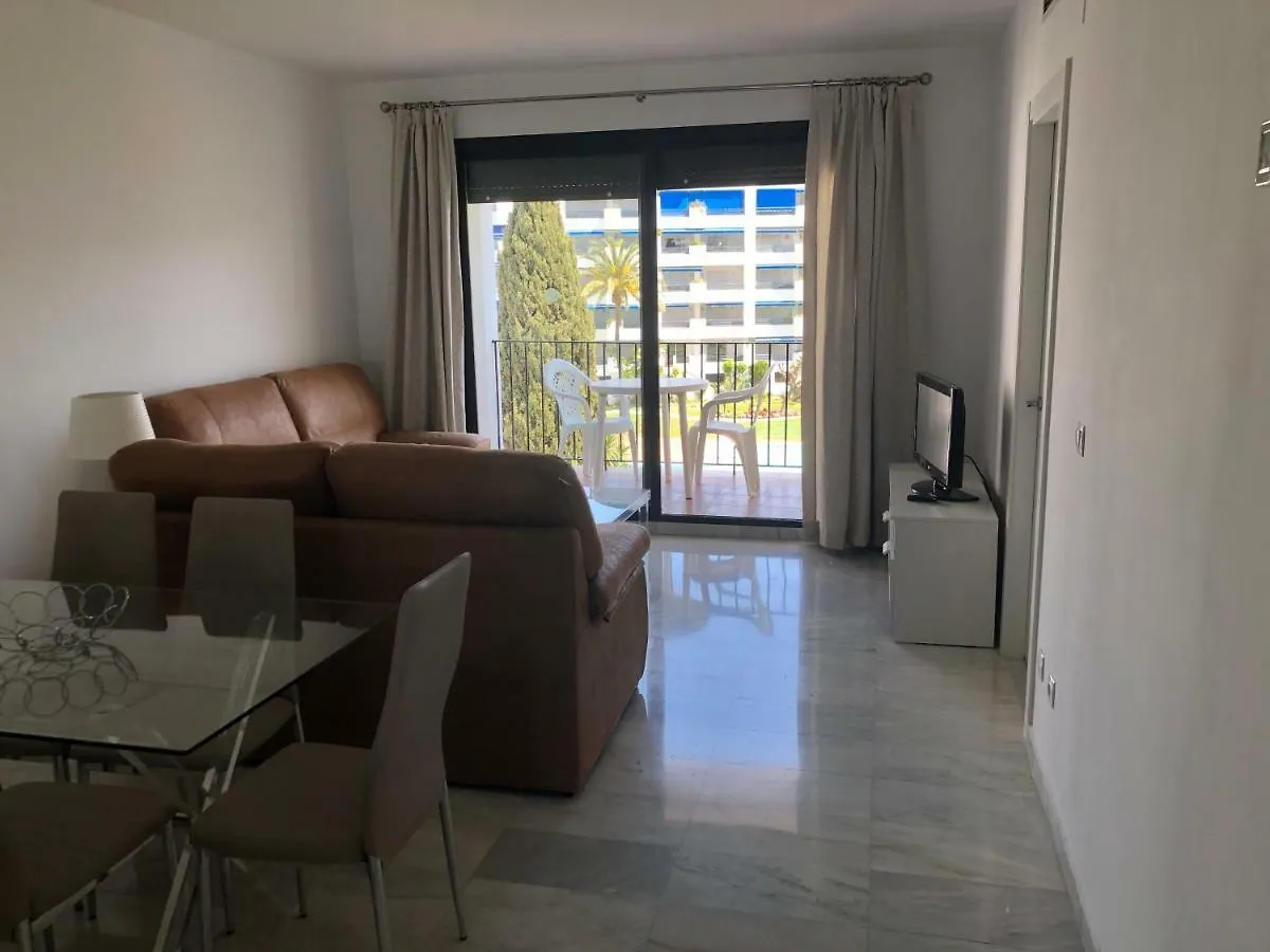 Urbanizacion Jardines Del Puerto Apartment Marbella